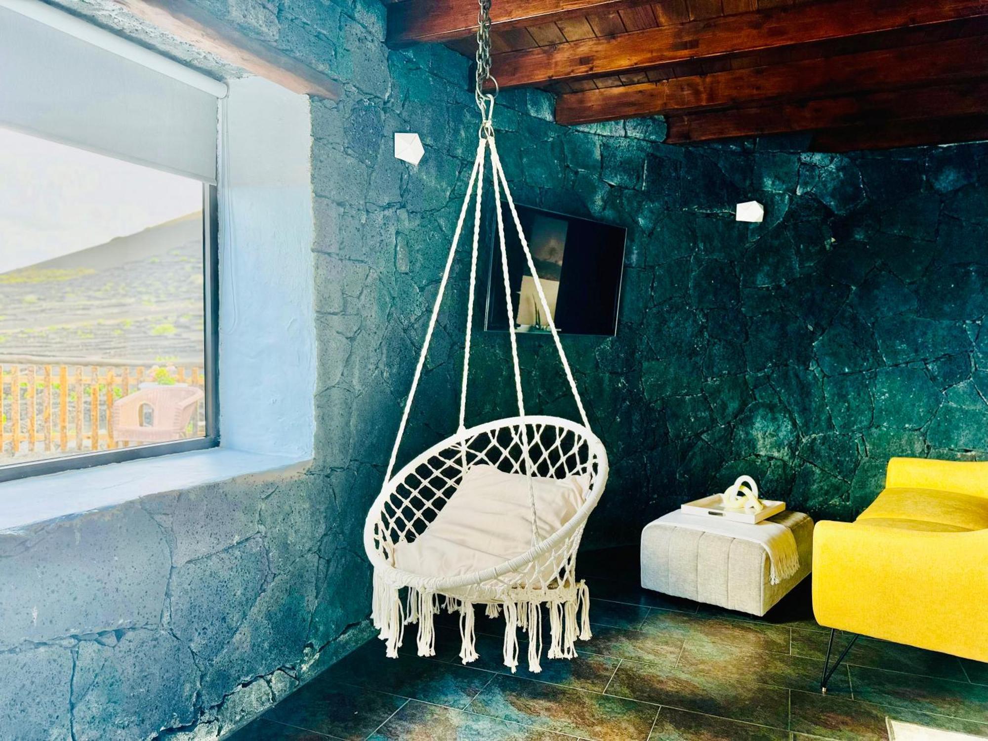 Canaryislandshost I Vinedos Casa de Férias Uga